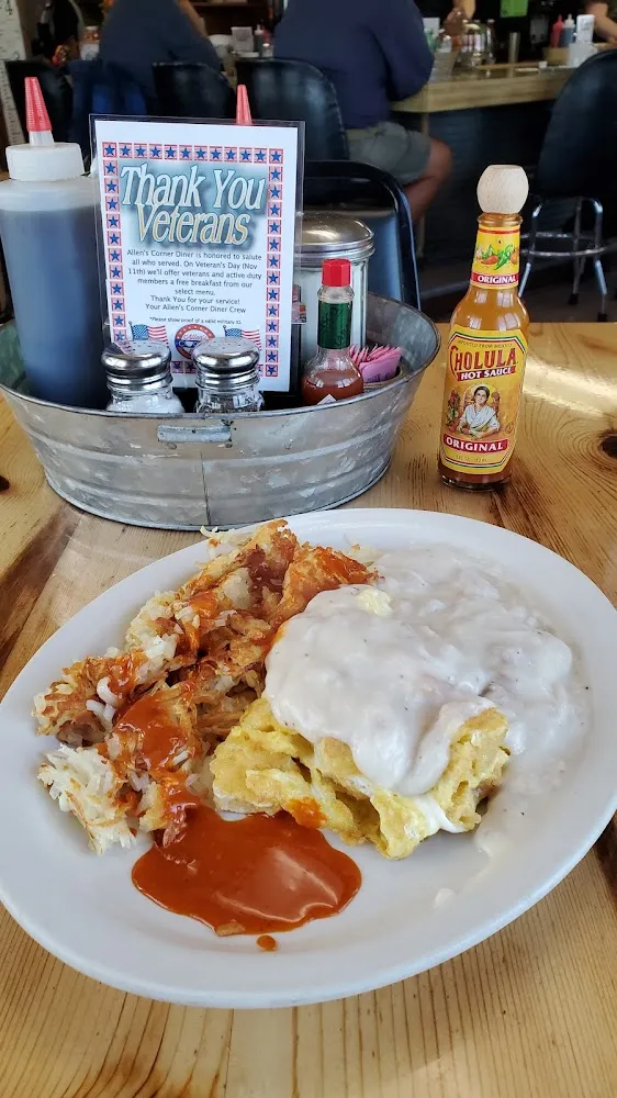 Biscuit & Gravy Omelet